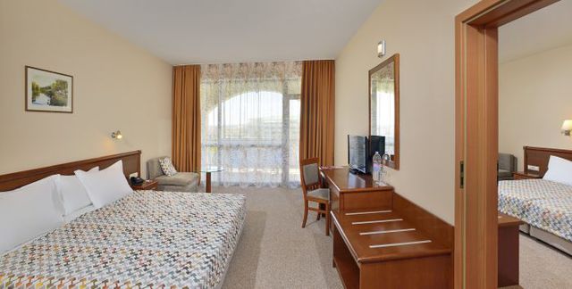 Sol Nessebar Bay Hotel - family/connected rooms